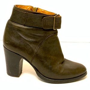 Fiorentini + Baker Heeled Buckle Brown Leather Ankle Boots Biker Womens Sz 9